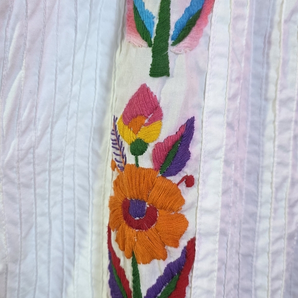 Vintage Style Handmade Lace Dress | Colorful Embroidery Boho Sz Medium Large - Picture 3 of 9